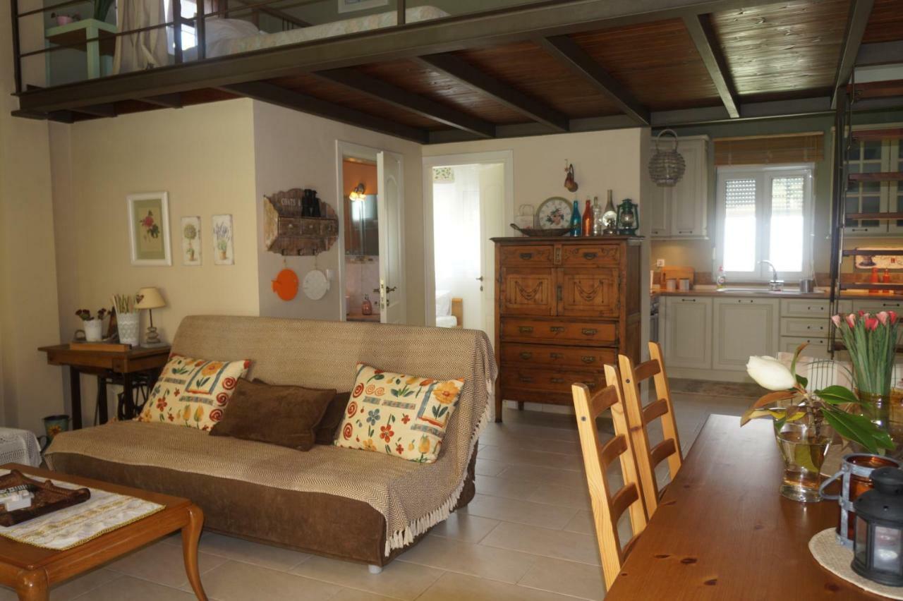 Plane Tree House Apartment Макри Екстериор снимка